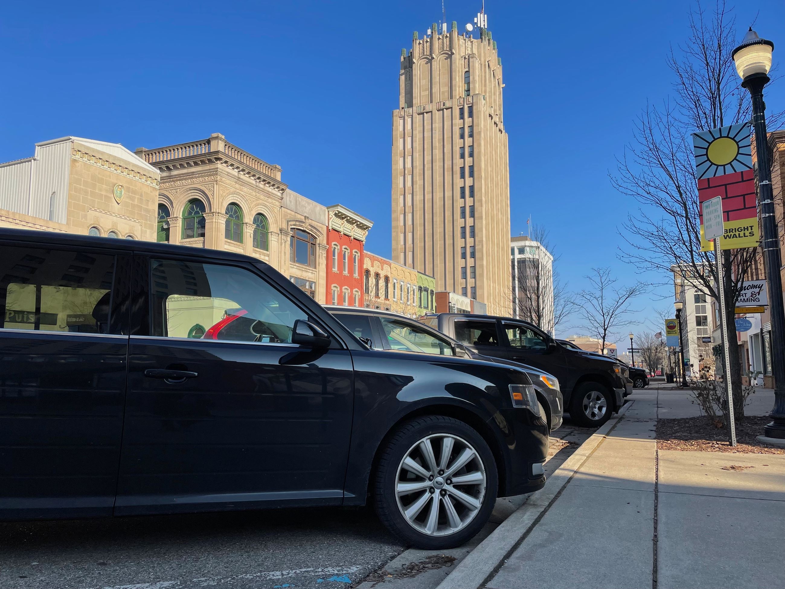 Street parking in downtown Jackson