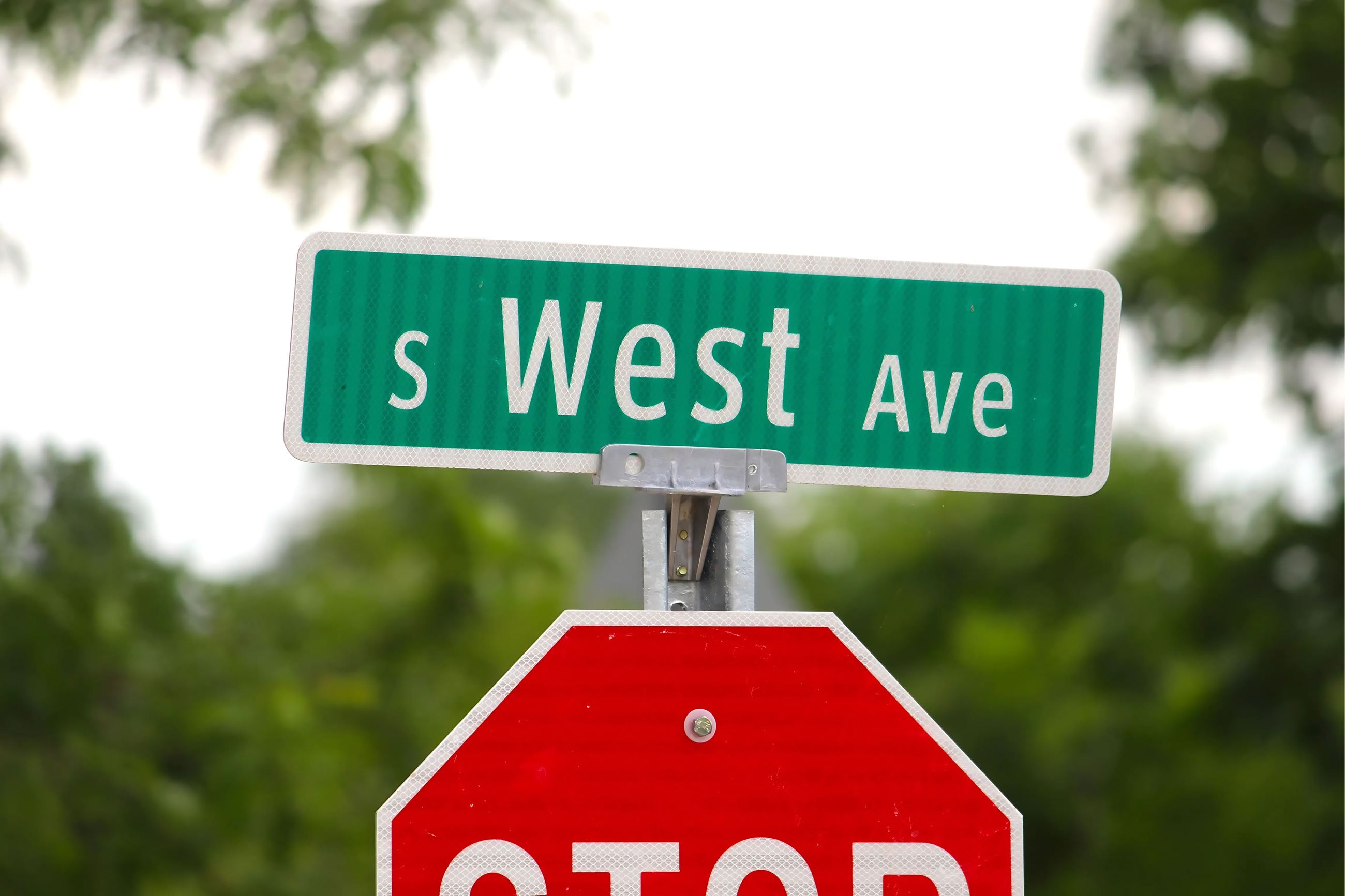 S. West Ave in Jackson