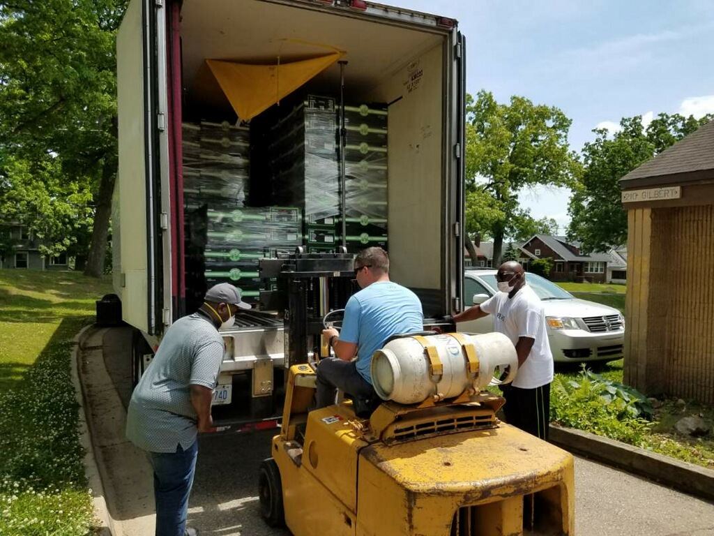 United Way food distribution 