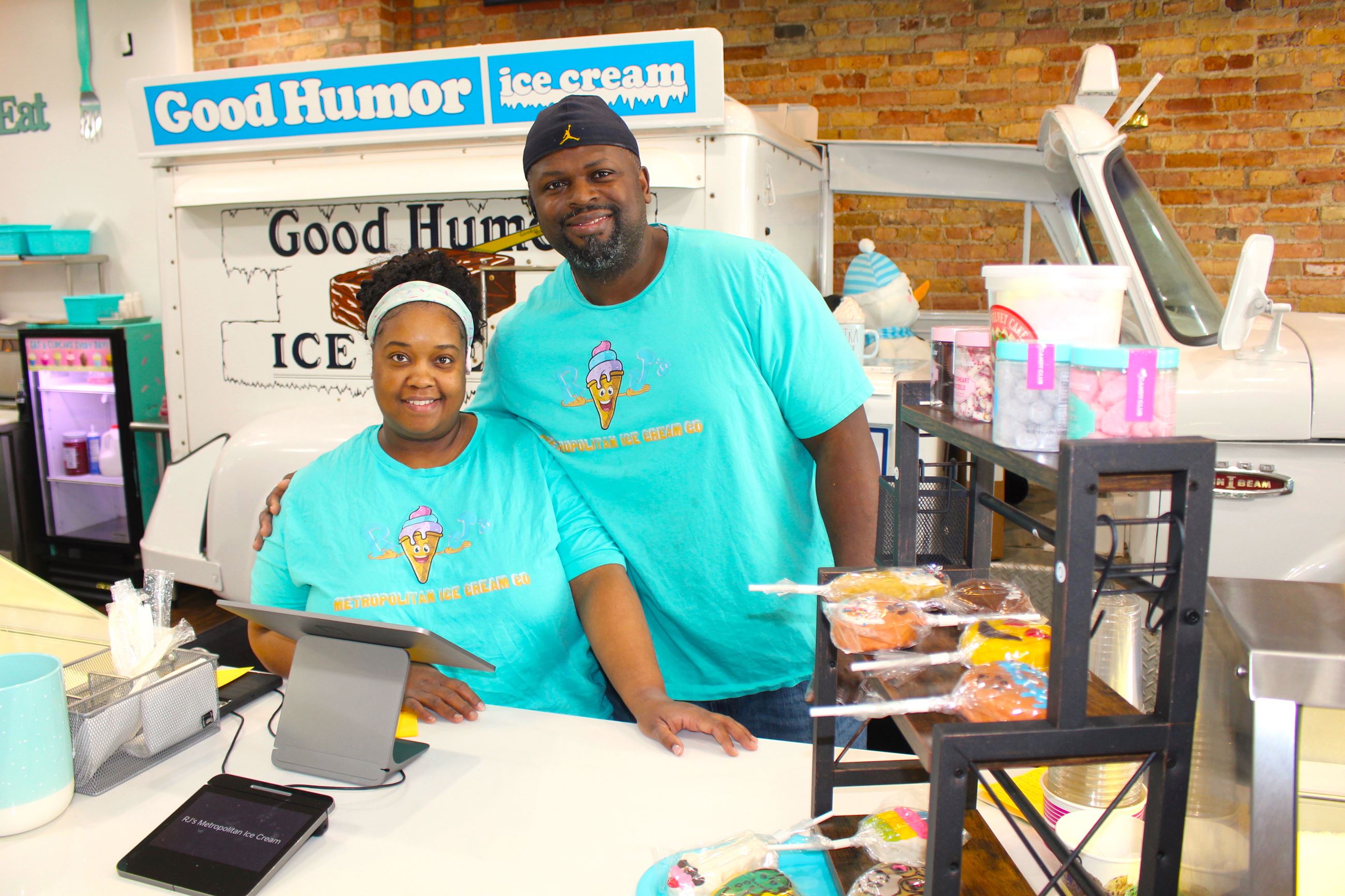 Robert and Yvette Wilkie 